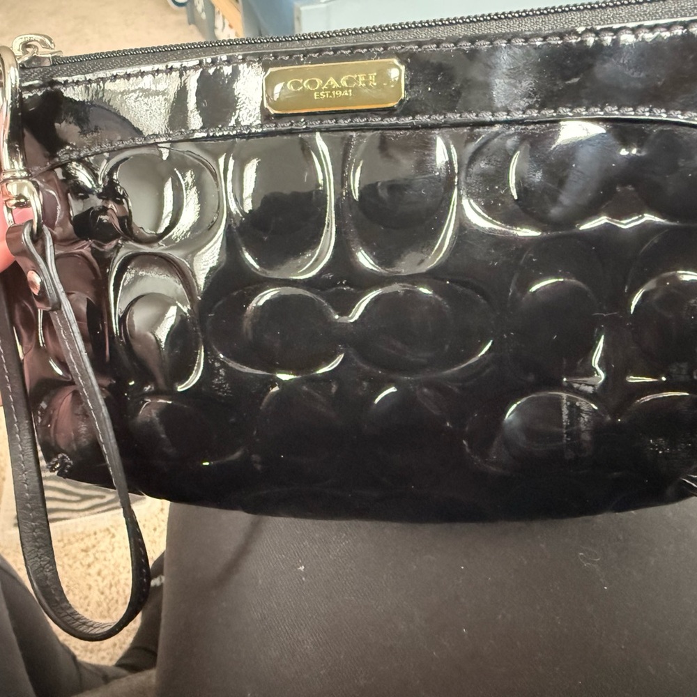 Coach Black Patent Leather Signature Wristlet Clutch